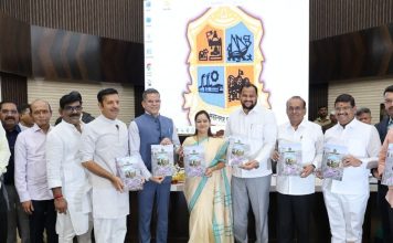 कोणतीही करवाढ व दरवाढ नसलेला ठाणे महापालिकेचा अर्थसंकल्प आयुक्त सौरभ राव यांनी महासभेत केला सादर; महापौर शर्मिला पिंपळोलकर सभेच्या अध्यक्षस्थानी